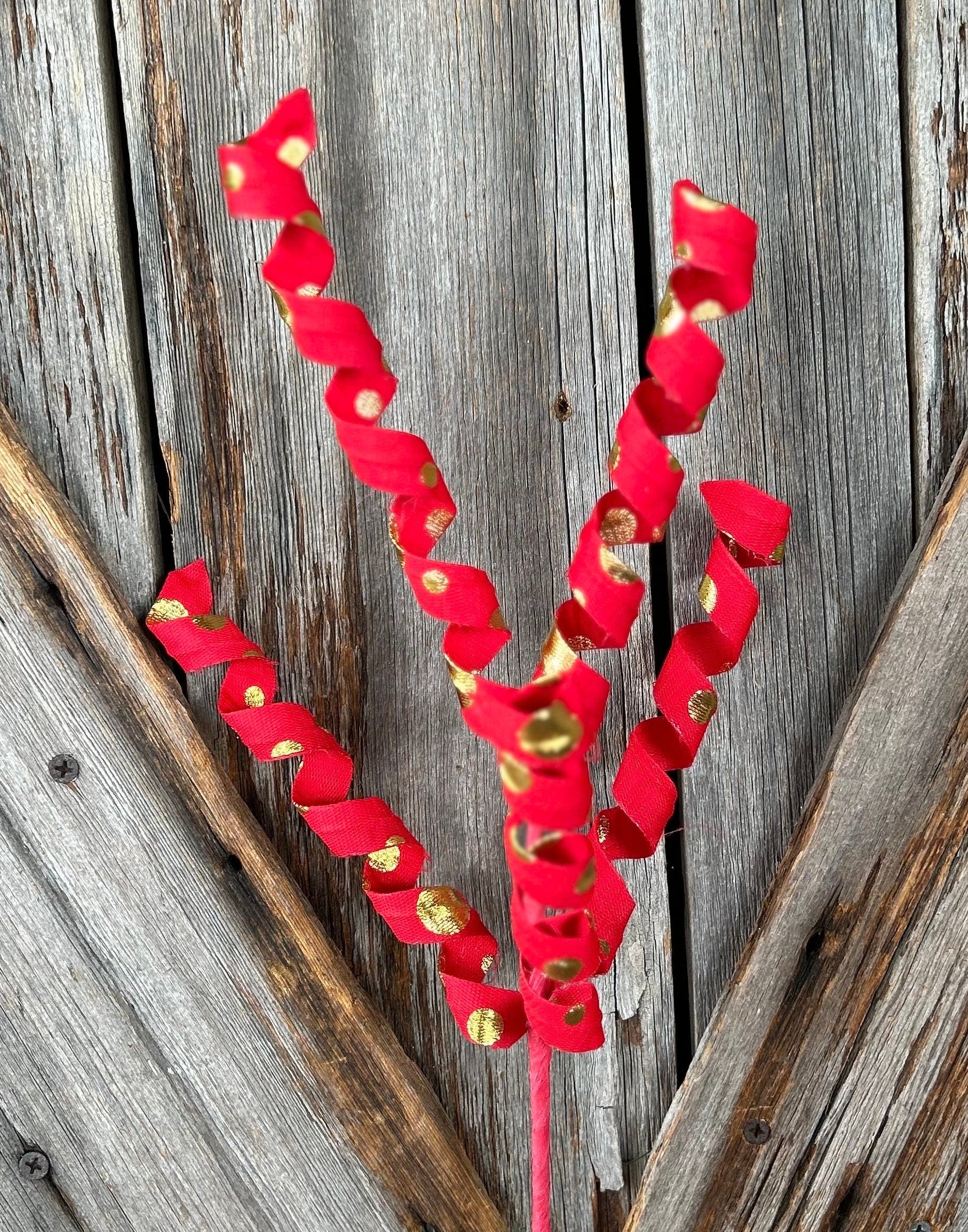 Red Gold Polkadot Curly Spray
