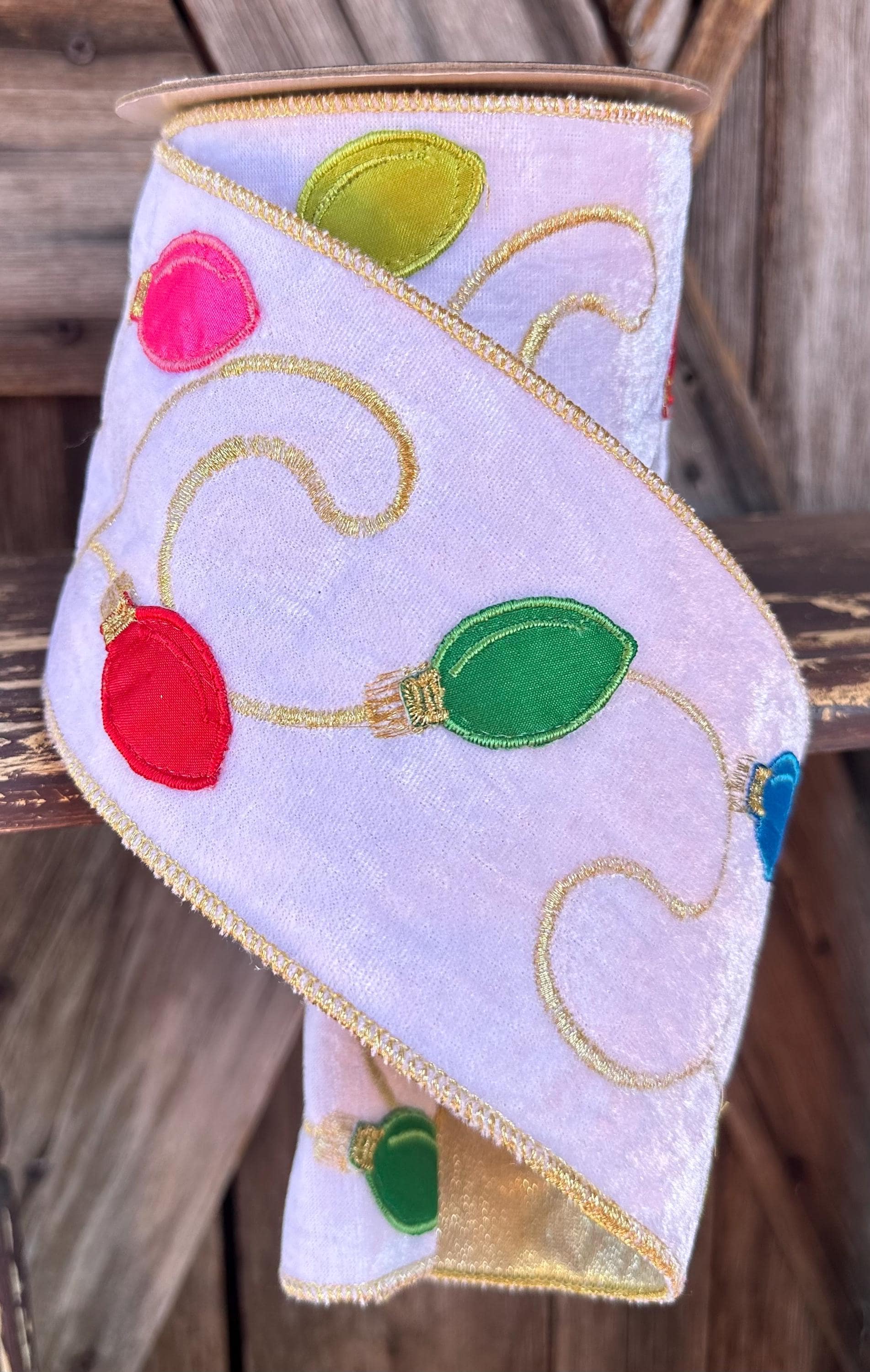 Light Bulb Wired Ribbon 4 Inch