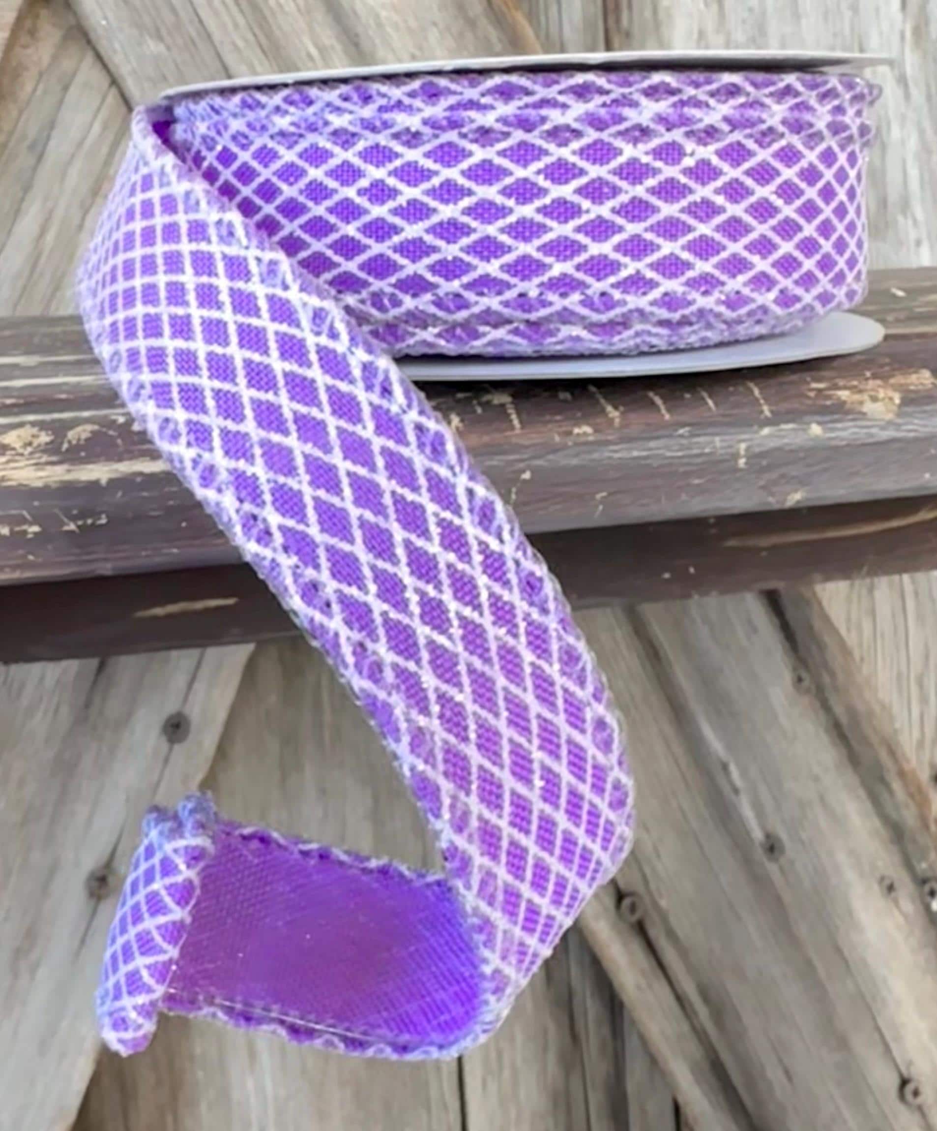 Lavender White Harequin Wired Ribbon 7/8 Inch