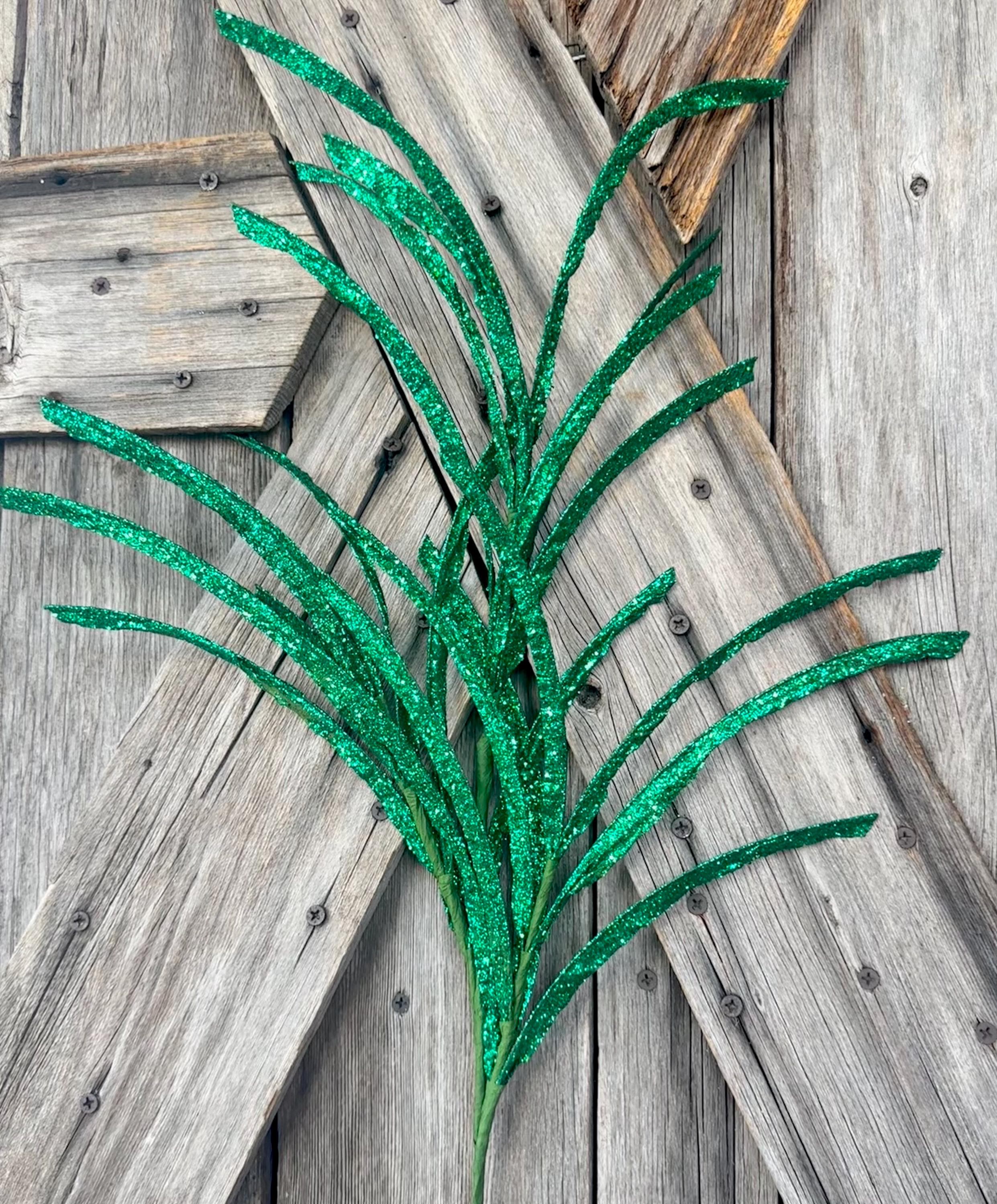 Green Paper Grass Glitter Spray