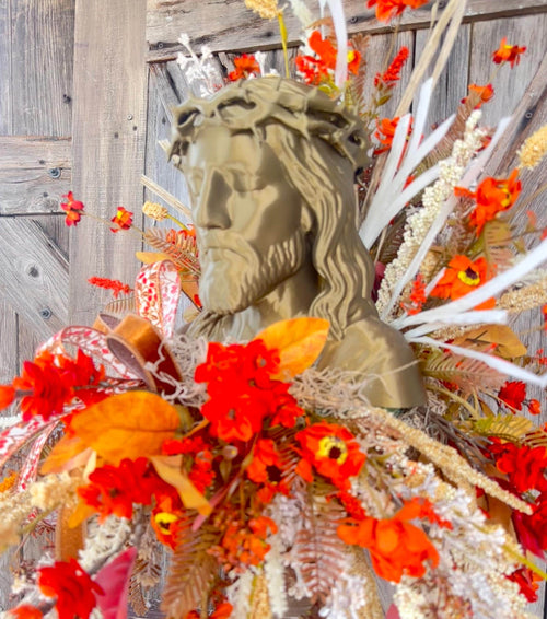 Autumn Centerpiece, Autumn Tabletop Design, Jesus Centerpiece
