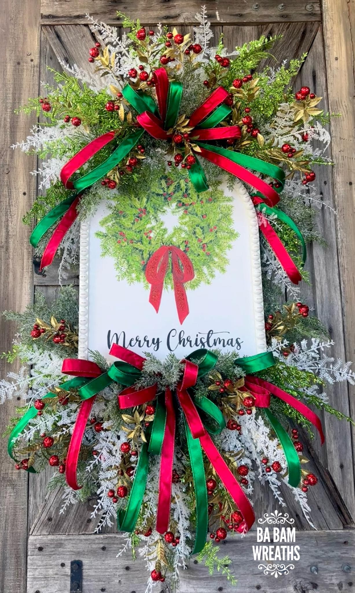 Red Green Wreath, Traditional Christmas, Red Green Christmas Decor, Classic Christmas, Christmas Wreath