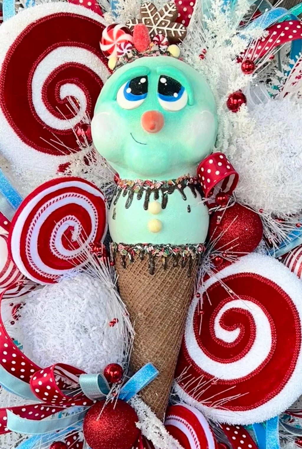 Christmas Mesh Wreath, Christmas Wreath, Holiday Wreath, Red Minty Blue Christmas Wreath, Snowman Wreath, Whimsical Christmas