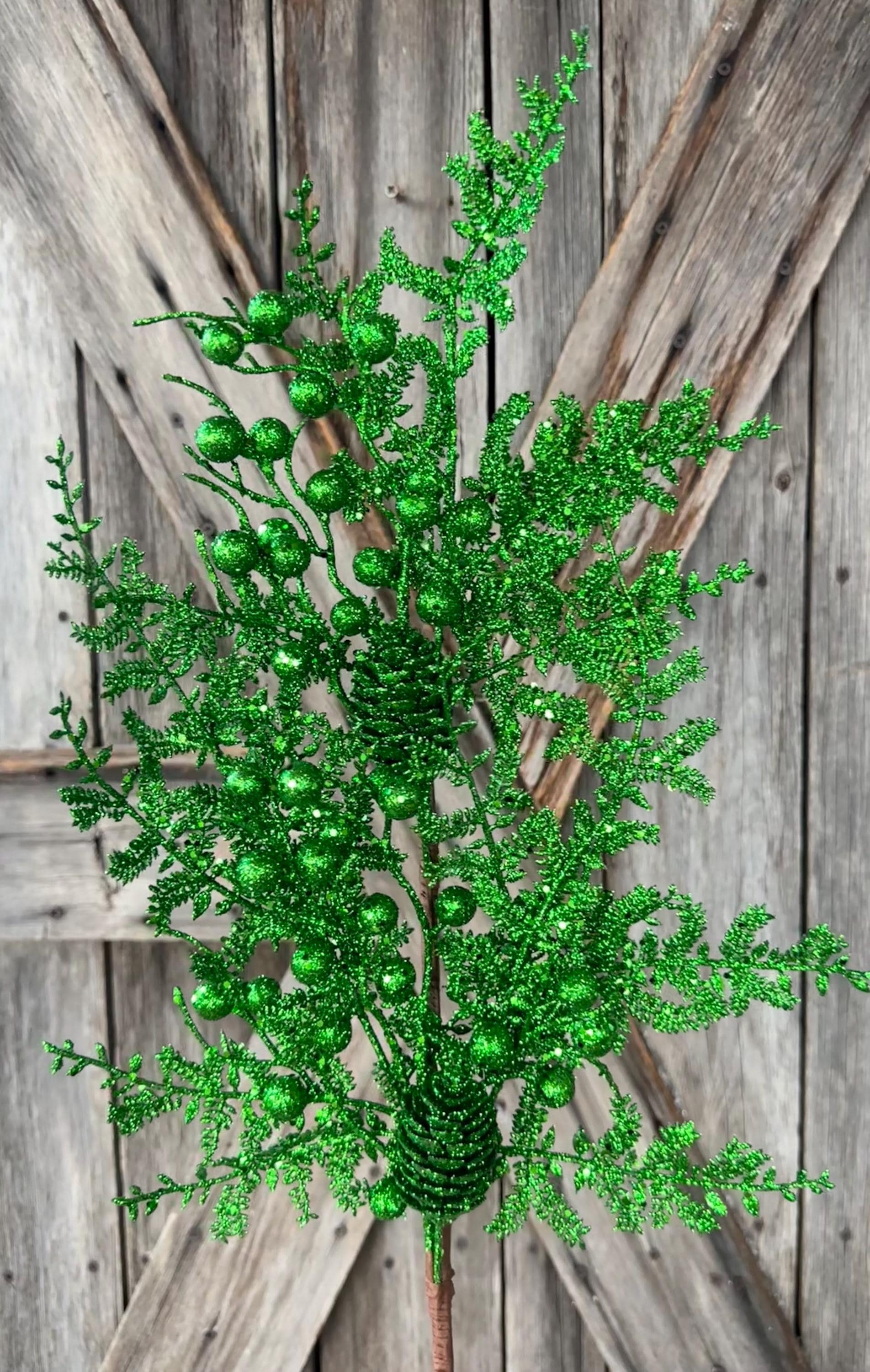 Green Cedar Berry Spray