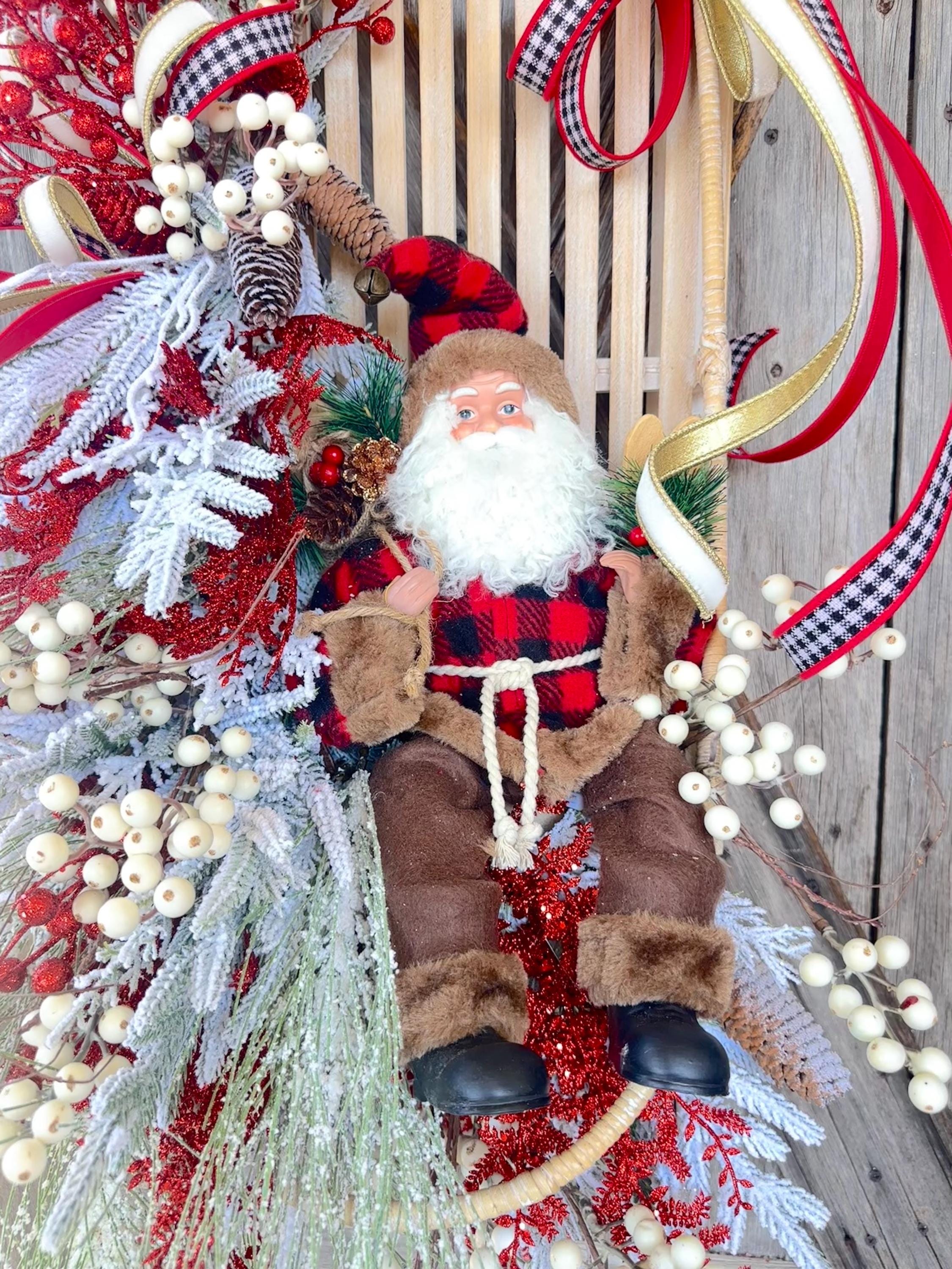 Santa Wreath, Traditional Christmas, Red White Christmas Decor, Classic Christmas, Christmas Wreath