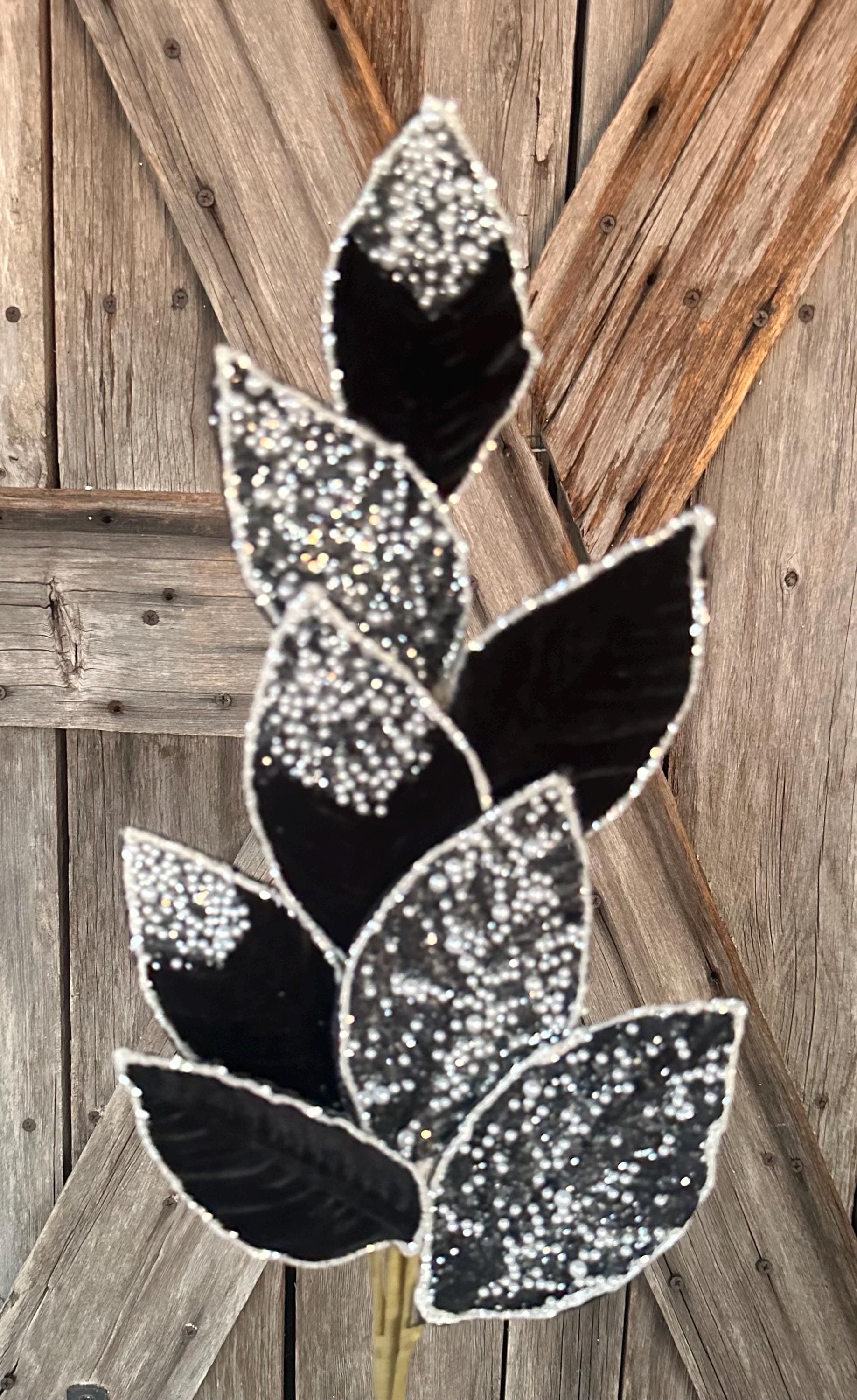 Black Velvet Pearl Leaf Spray