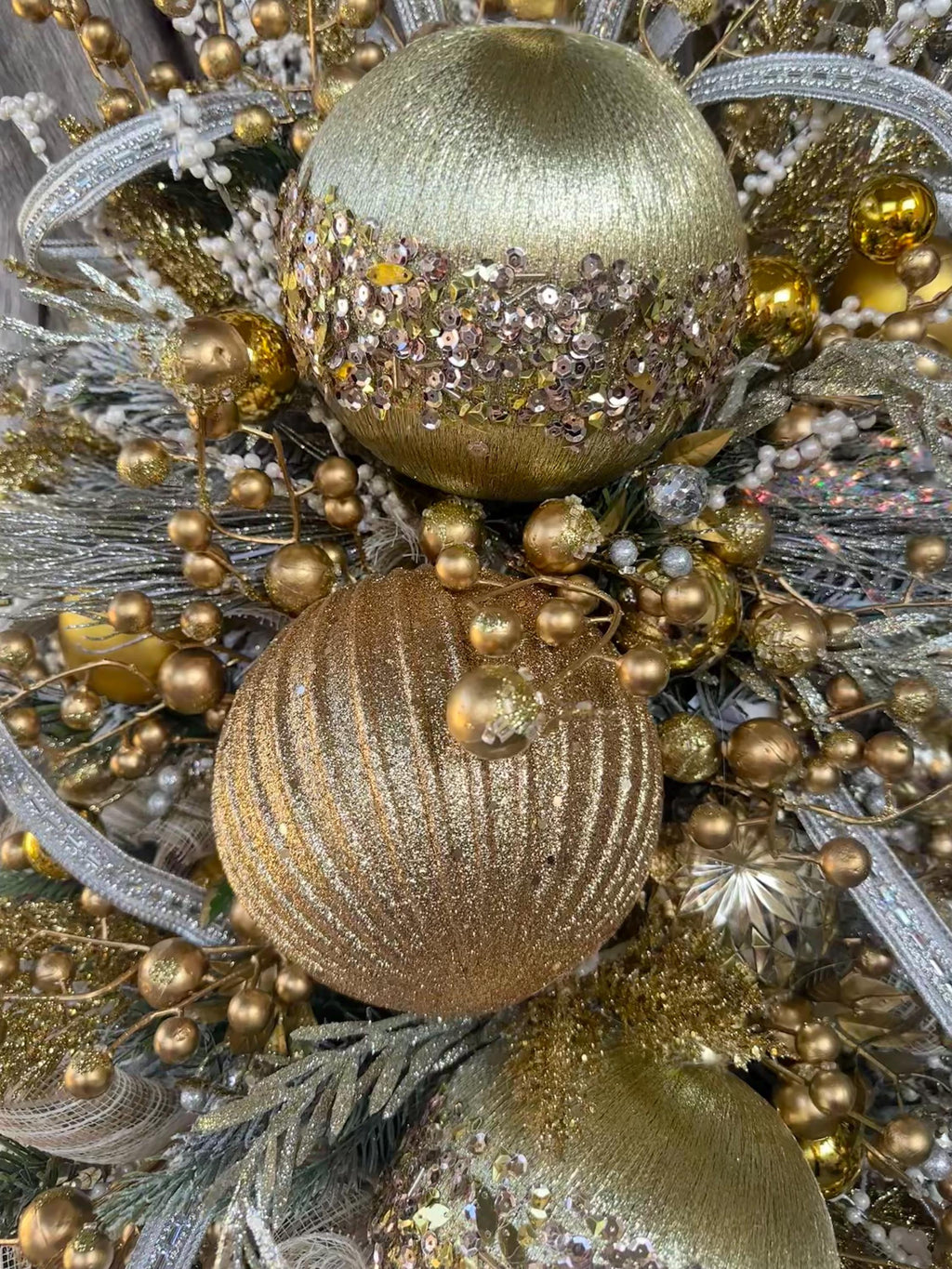 Gold Christmas Decor, Metallic Christmas, Christmas Swag, Christmas Wreath, Christmas Door Hanging, Holiday Swag