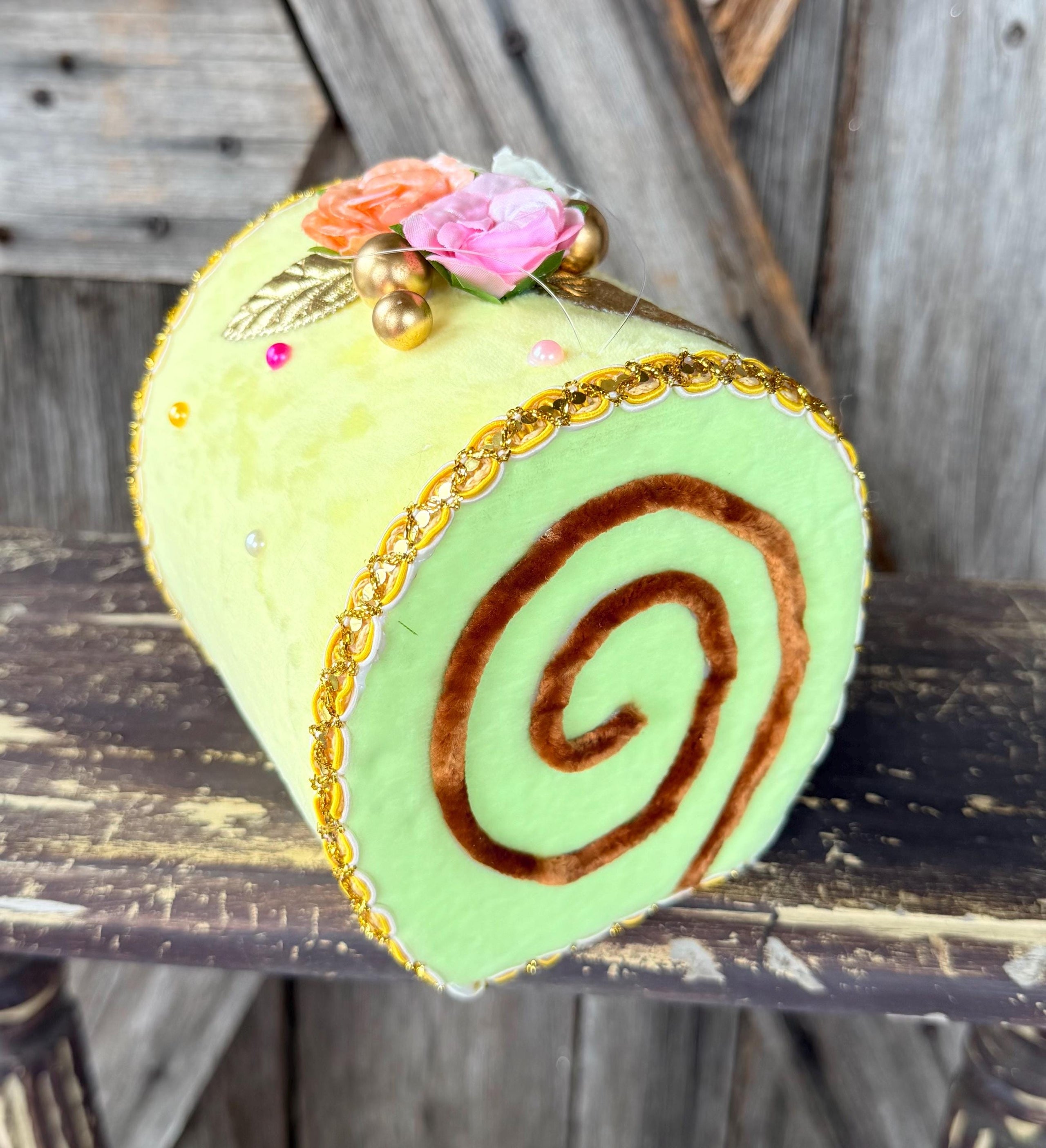 Yellow Swiss Roll, 6 Inch