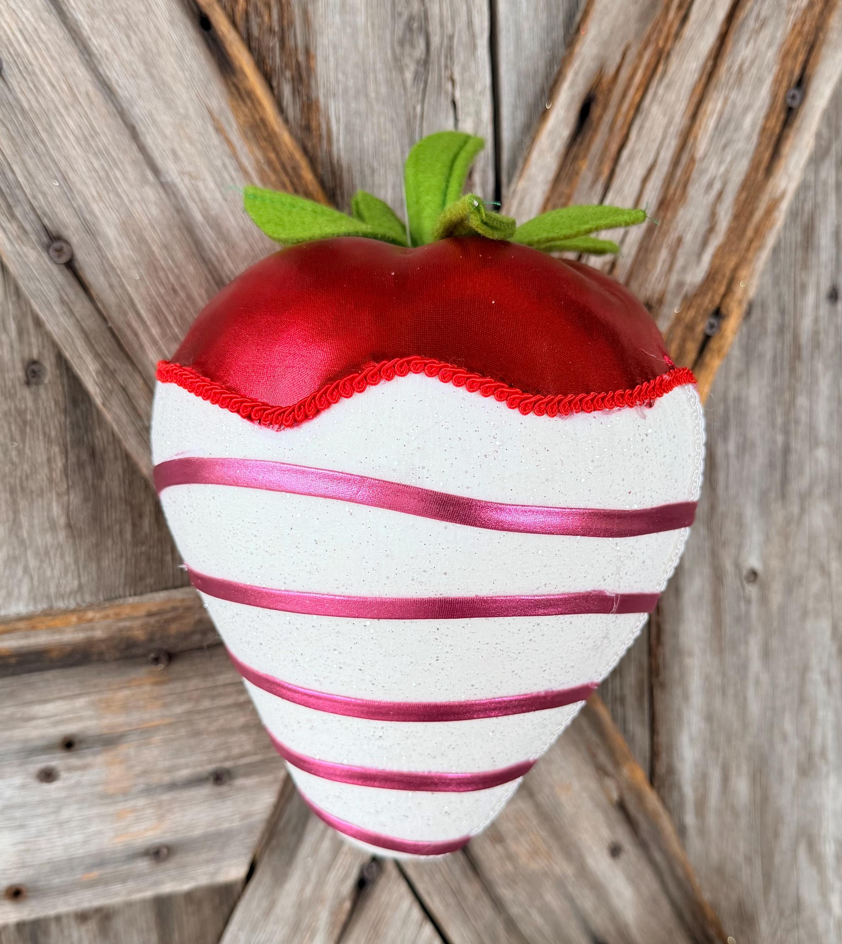 White Chocolate Strawberry, 10.5 Inch