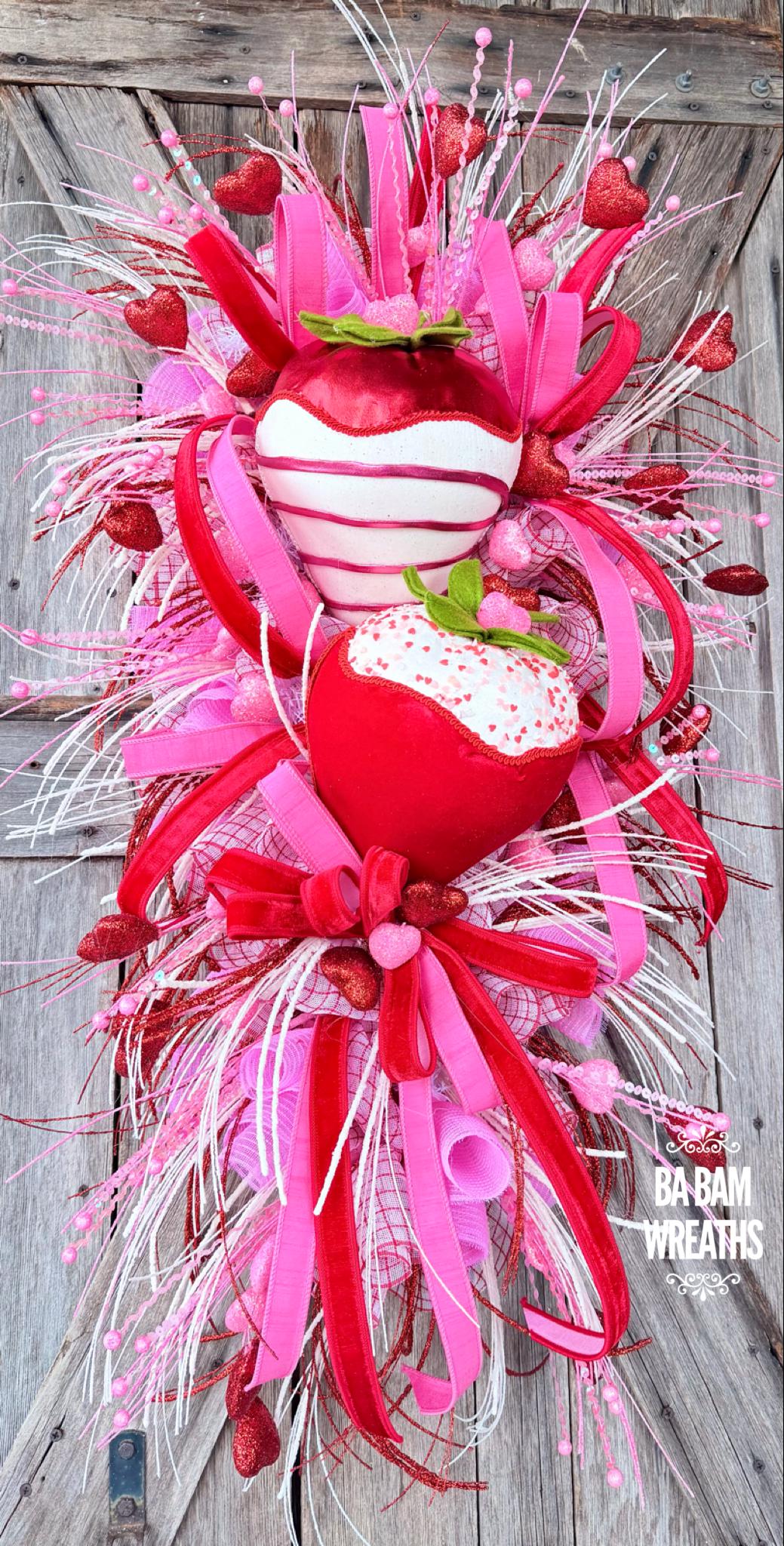 Valentine Wreath, Valentine Decor, Valentine Door, Strawberry, Love Decor, Heart Decor, Heart Wreath