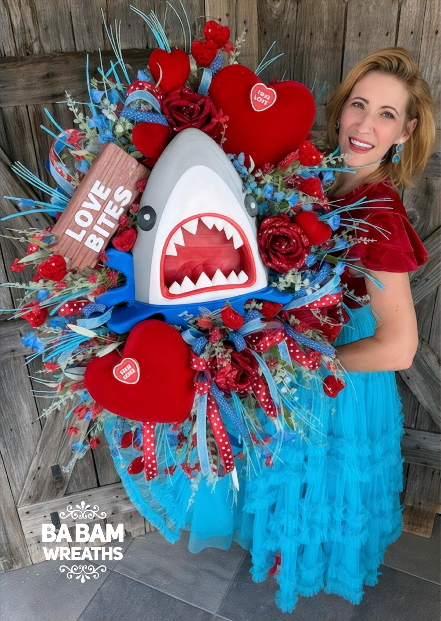 Valentine Wreath, Valentine Shark, Valentine Door, Love Wreath, Love Decor, Heart Decor, Heart Wreath