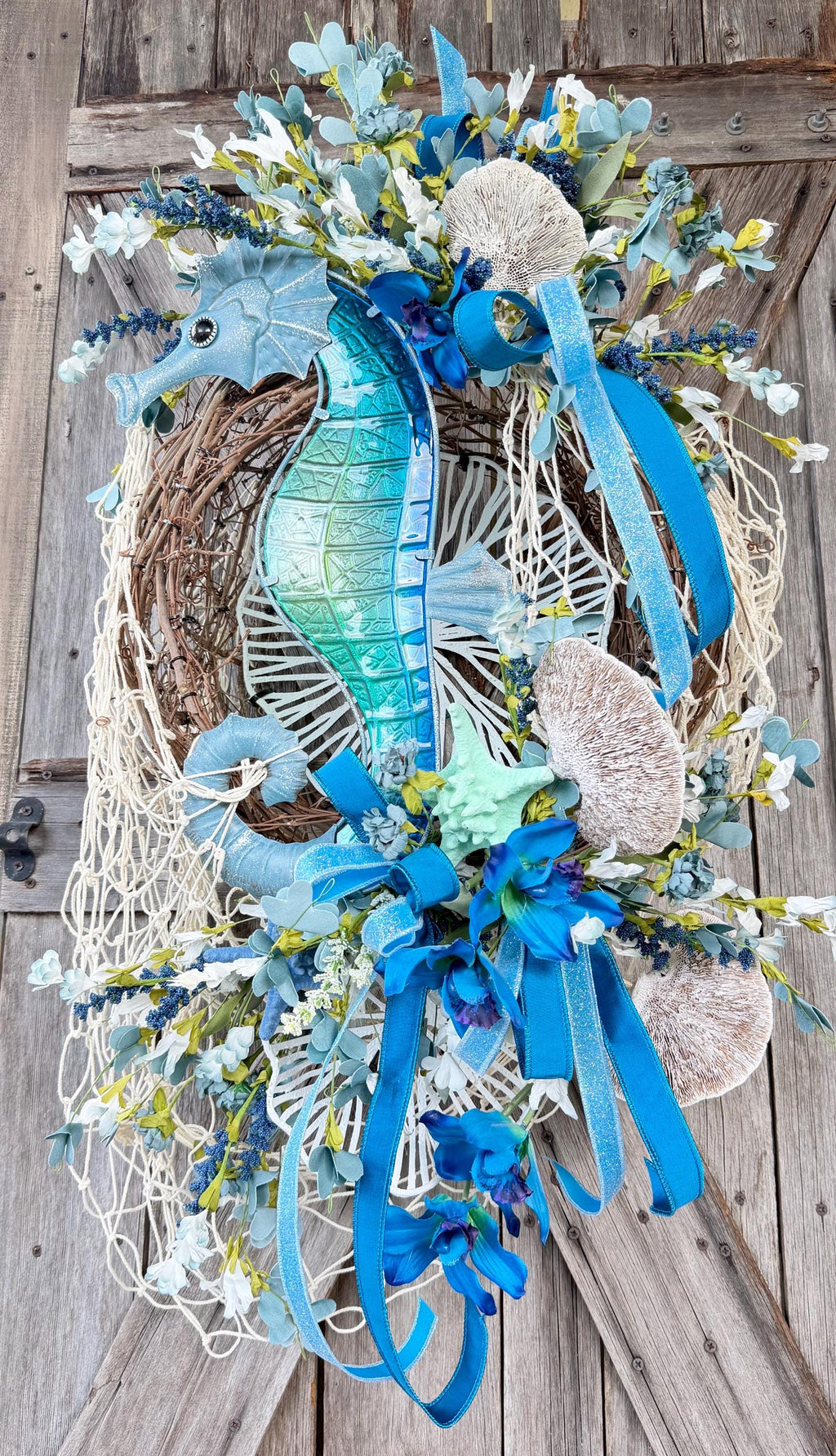 Coastal Seahorse Wreath, Beach House Door Decor, Nautical Summer Wreath, Ocean Inspired Front Door Wreath, Blue Green Coastal Wall Decor