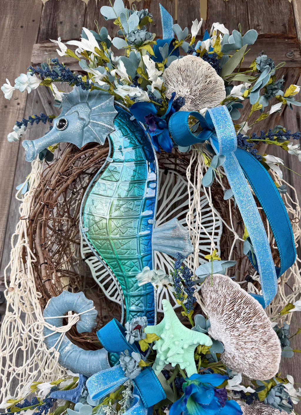 Coastal Seahorse Wreath, Beach House Door Decor, Nautical Summer Wreath, Ocean Inspired Front Door Wreath, Blue Green Coastal Wall Decor