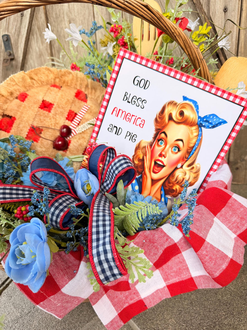 Patriotic Picnic Basket Centerpiece – Americana Pie Kitchen Decor – Summer Table Decor – Farmhouse Fourth of July Decoration