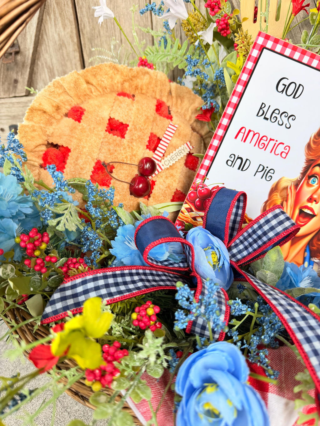 Patriotic Picnic Basket Centerpiece – Americana Pie Kitchen Decor – Summer Table Decor – Farmhouse Fourth of July Decoration