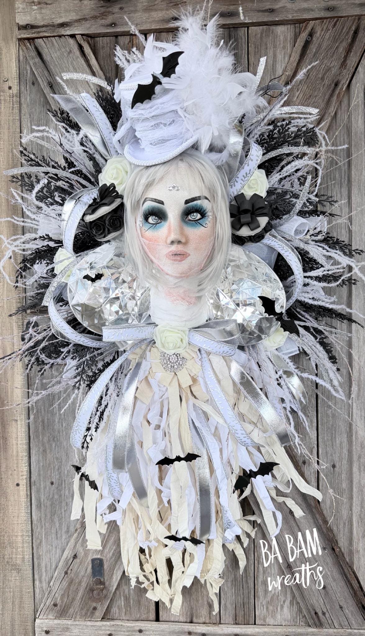 Mummy Wreath, Mummy Decor, Halloween Wreath, Halloween Decor, Halloween Door Hanging