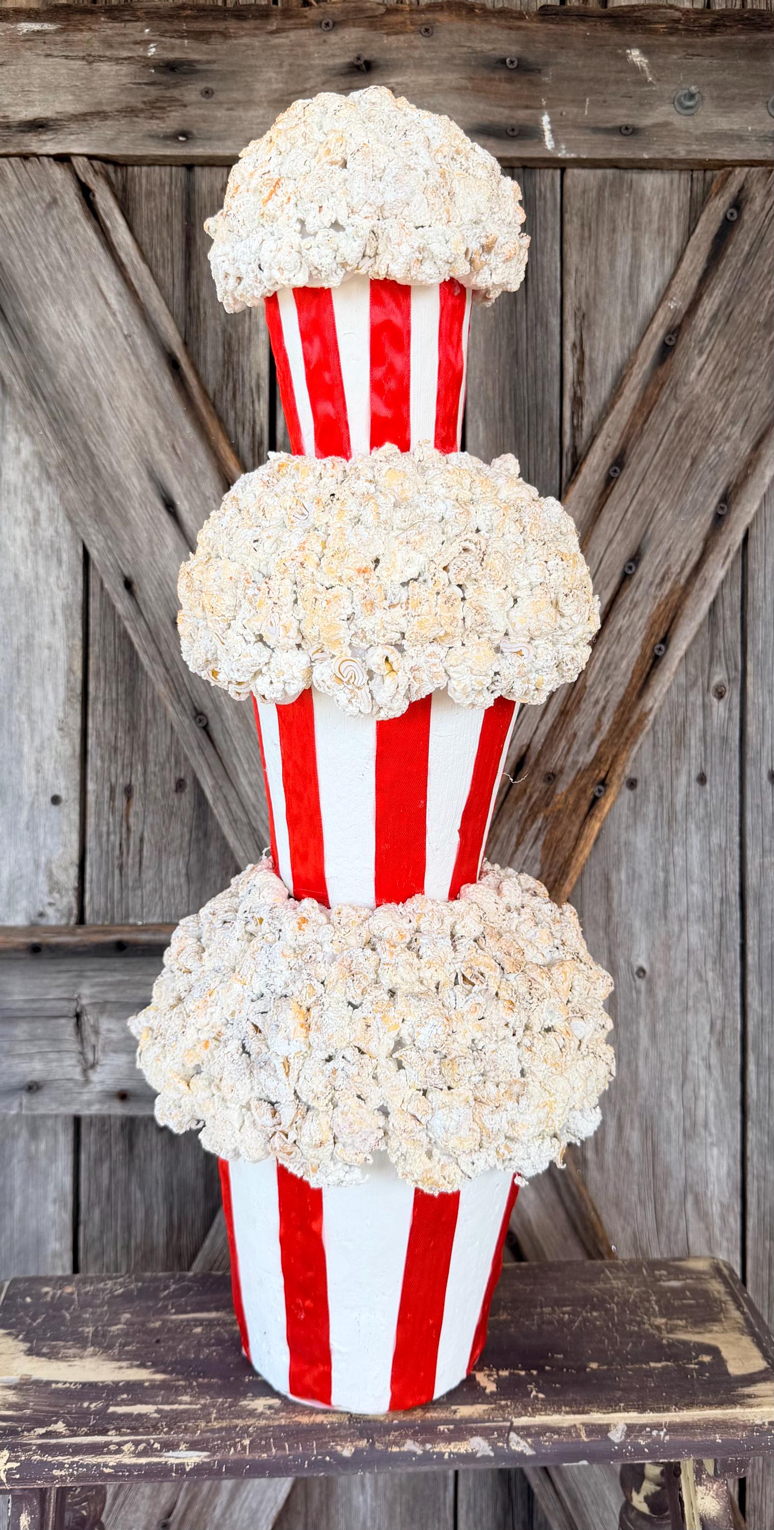 Popcorn Stack, 25 Inches