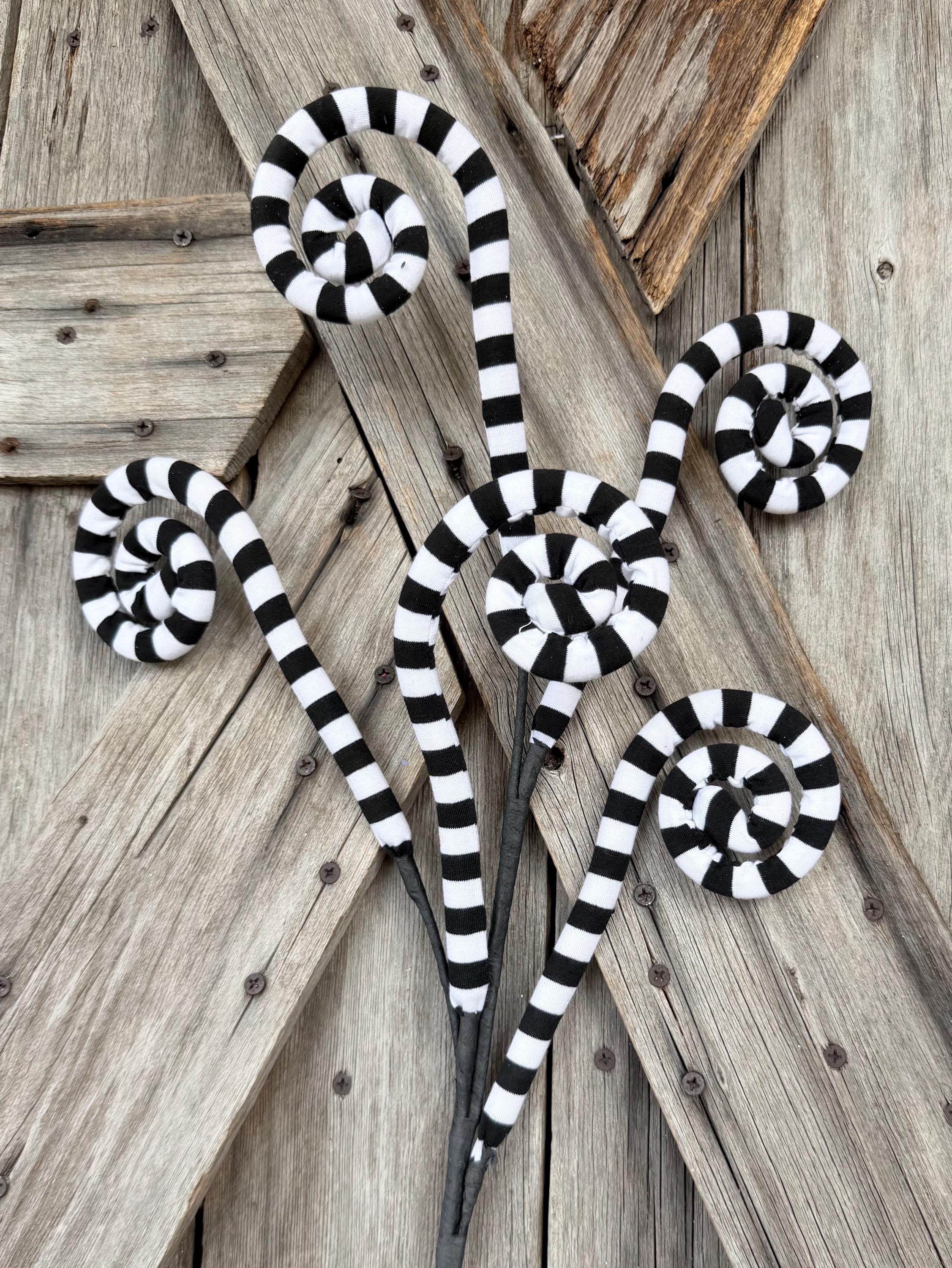 White Black Curly Spray
