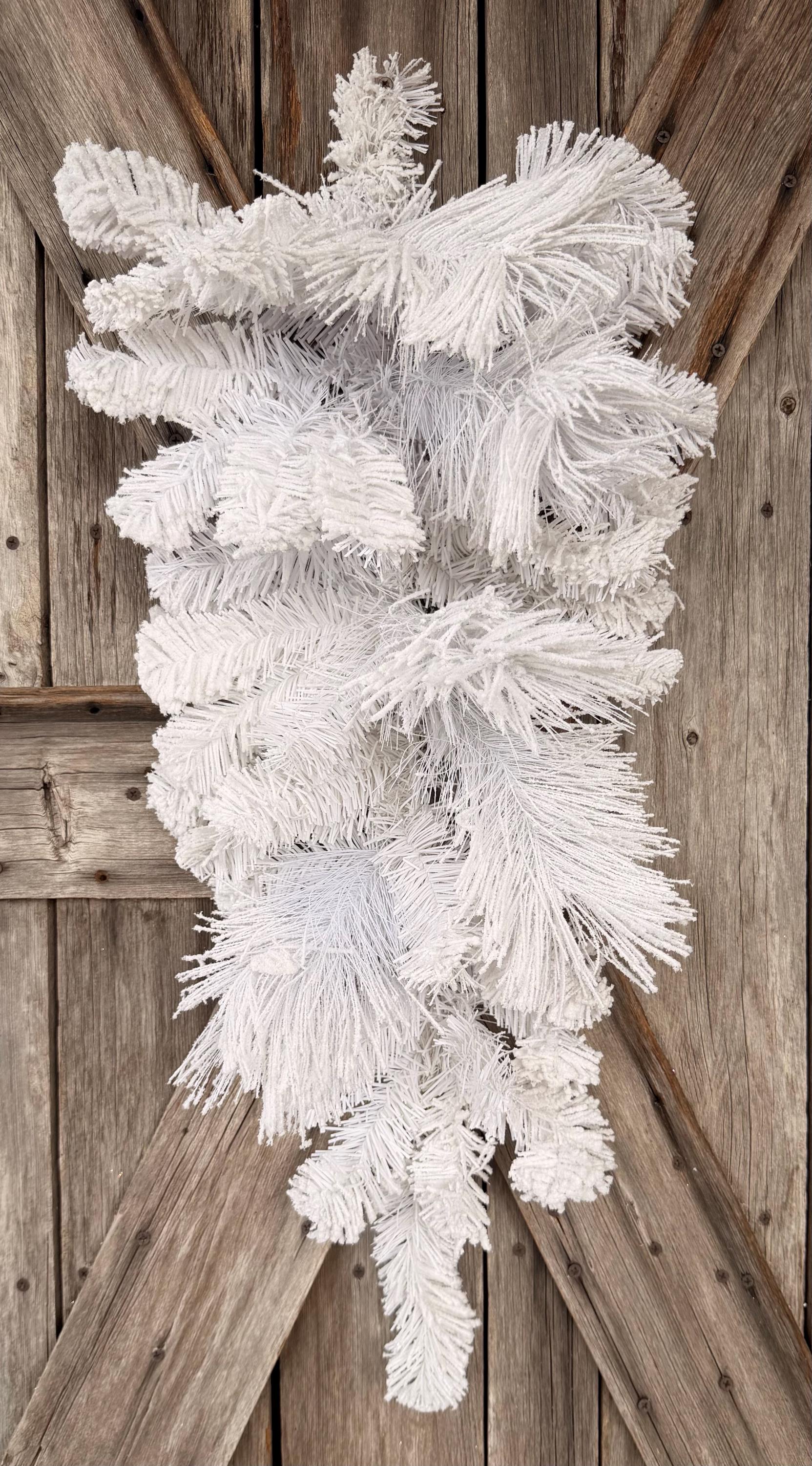 White Pine Teardrop Base, 32 Inches Wreath Supply