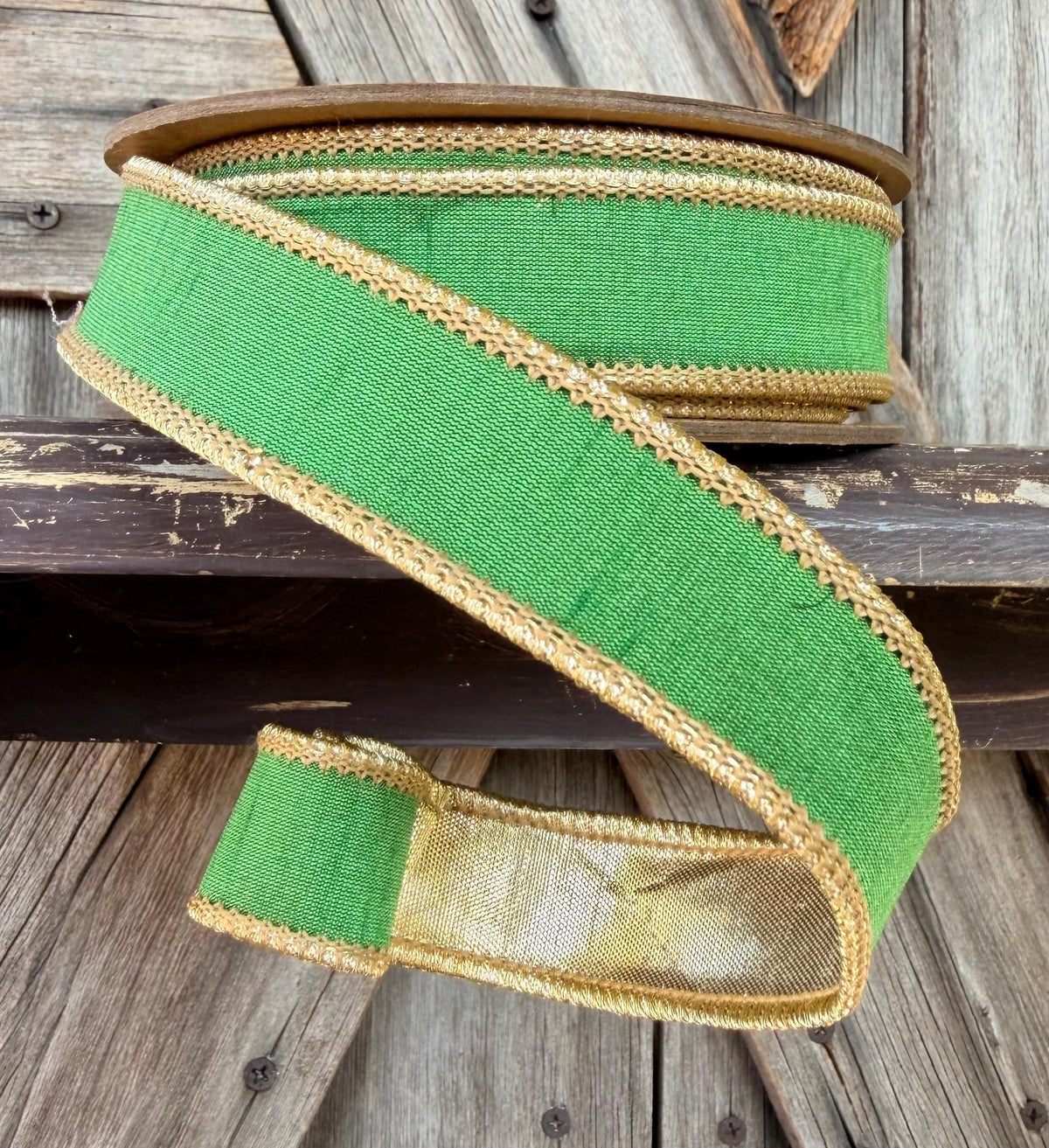 Green Dupioni with Metallic Back Wired Ribbon 1 Inch