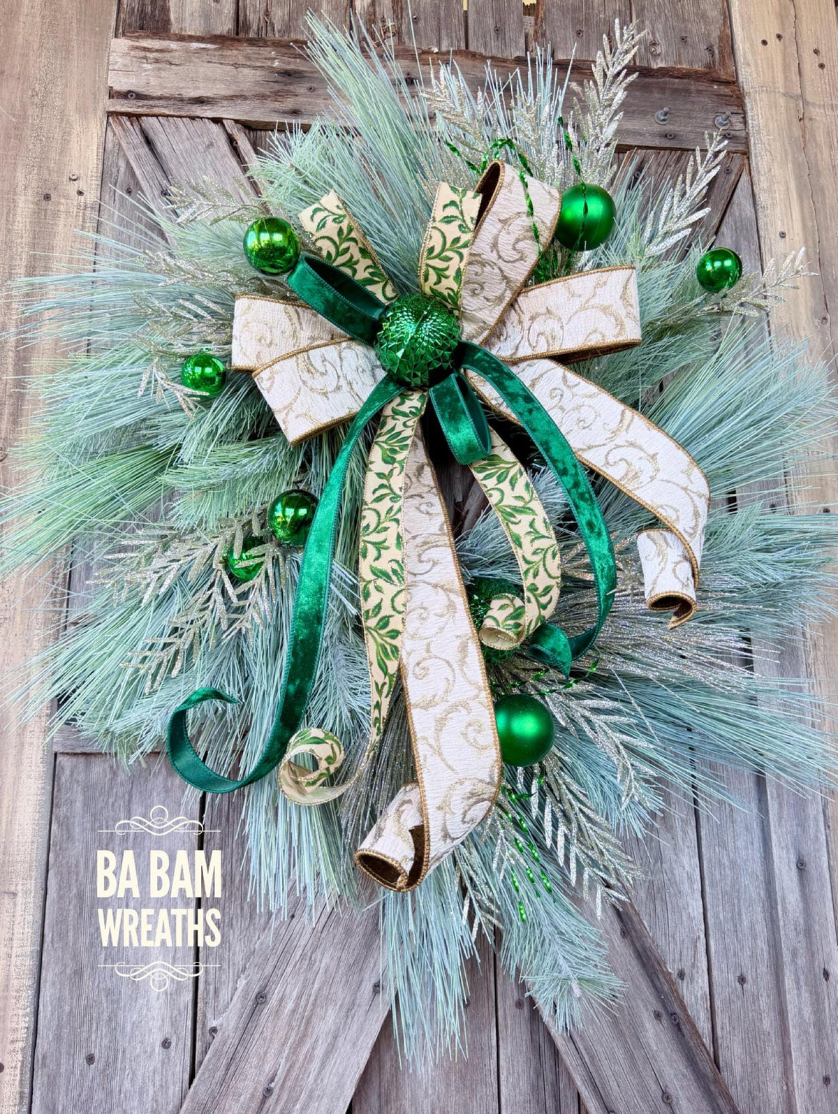 Christmas Wreath, Classic Christmas Wreath, Christmas Swag, Emerald Christmas, Whimsical Christmas